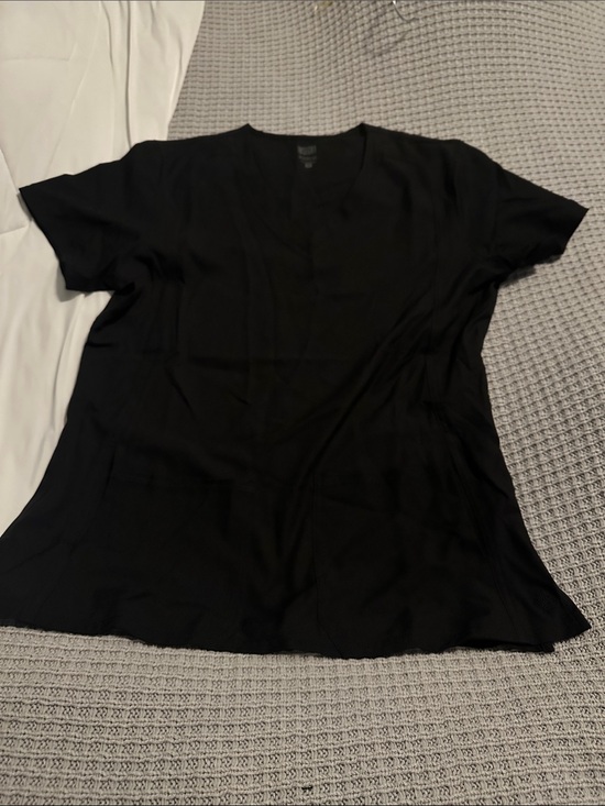 Med Couture Tops - Med Couture Black V-Neck Short Sleeve Top